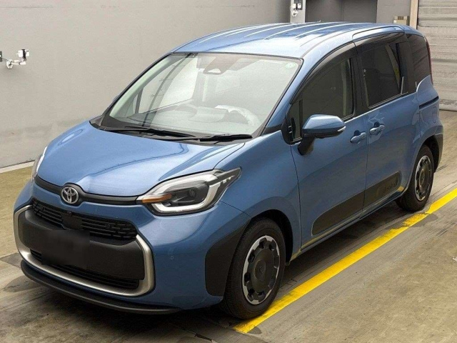 TOYOTA SIENTA 2022