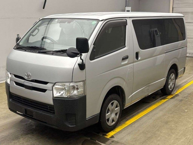 TOYOTA REGIUS ACE VAN 2020