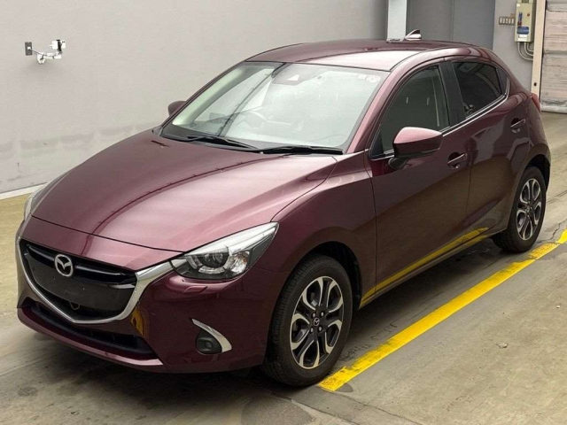 MAZDA DEMIO 2018