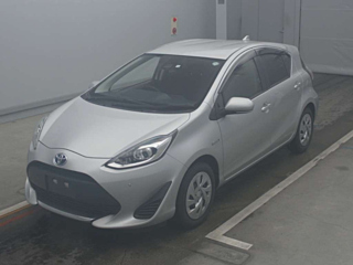 TOYOTA AQUA 2020