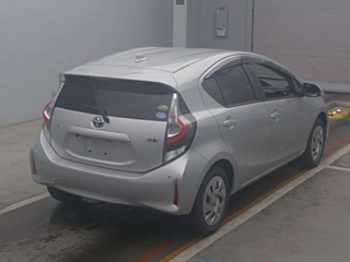 TOYOTA AQUA 2020