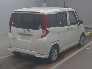 TOYOTA ROOMY 2019