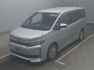 TOYOTA VOXY 2014