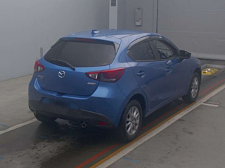 MAZDA DEMIO 2017