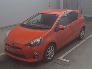 TOYOTA AQUA 2012