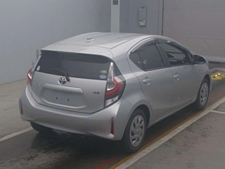 TOYOTA AQUA 2018