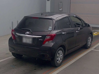 TOYOTA VITZ 2014