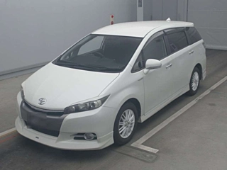 TOYOTA WISH 2013