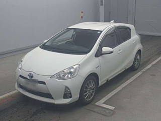 TOYOTA AQUA 2014