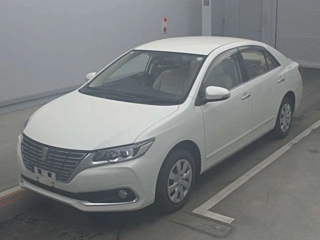 TOYOTA PREMIO 2018