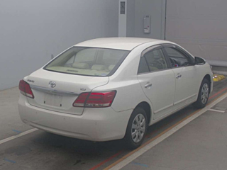 TOYOTA PREMIO 2018