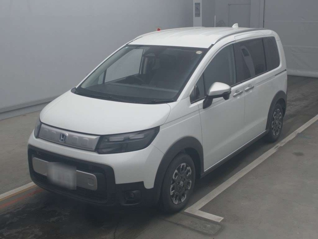 HONDA FREED 2025