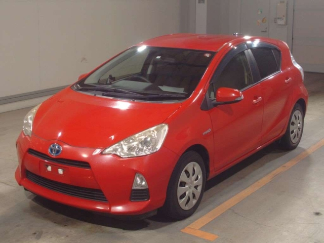 TOYOTA AQUA 2014