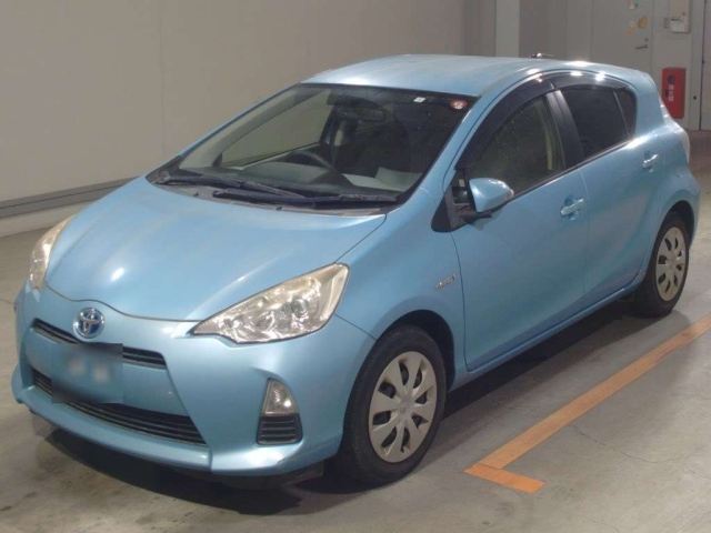 TOYOTA AQUA 2014