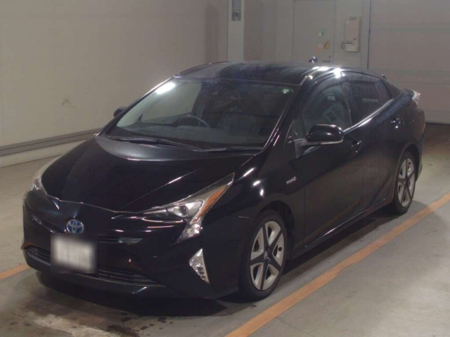 TOYOTA PRIUS 2017