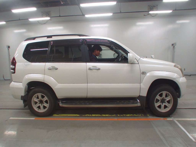 TOYOTA LAND CRUISER PRADO 2008