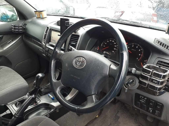TOYOTA LAND CRUISER PRADO 2008