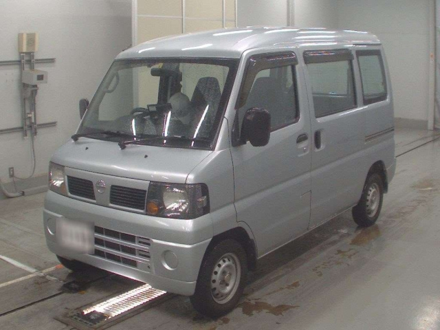 NISSAN CLIPPER VAN 2011