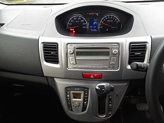 DAIHATSU MOVE 2012