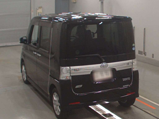 DAIHATSU TANTO 2012