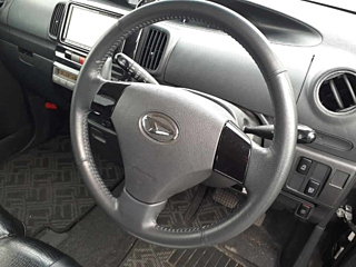 DAIHATSU TANTO 2012