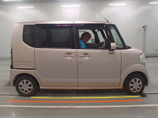 HONDA N BOX 2012