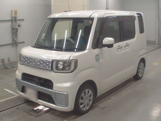 DAIHATSU WAKE 2014