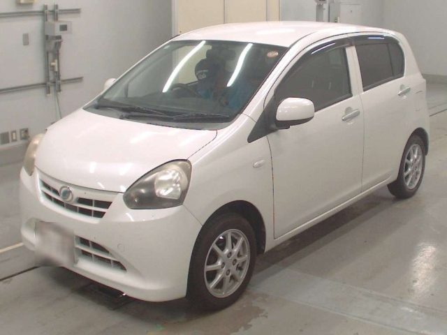 DAIHATSU MIRA E S 2012