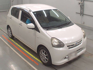 DAIHATSU MIRA E S 2012