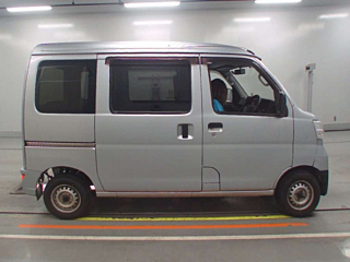 DAIHATSU HIJET VAN 2021