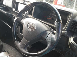 DAIHATSU HIJET VAN 2018