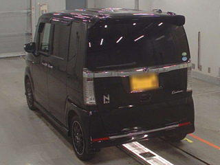 HONDA N BOX 2017