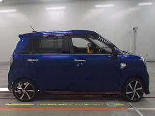 DAIHATSU CAST 2015