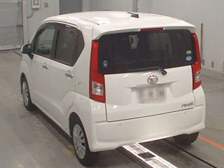 DAIHATSU MOVE 2016