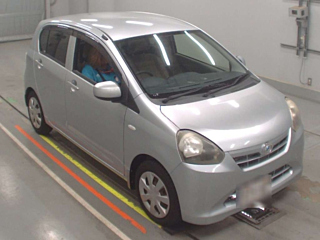 DAIHATSU MIRA E S 2012