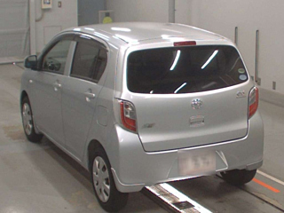 DAIHATSU MIRA E S 2012