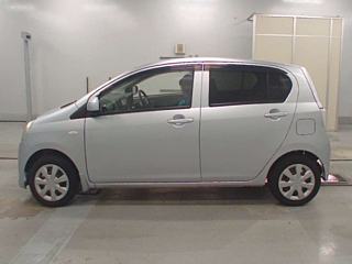 DAIHATSU MIRA E S 2012
