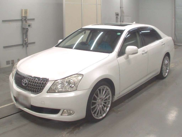 TOYOTA CROWN 2009
