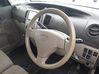 DAIHATSU TANTO 2012