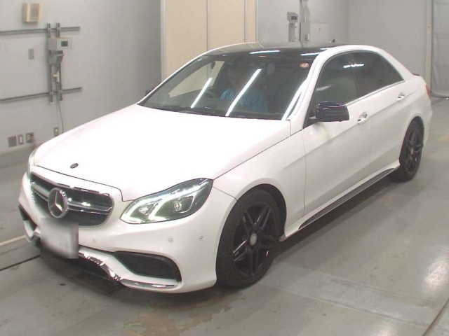 MERCEDES BENZ E CLASS 2015