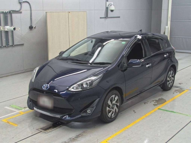 TOYOTA AQUA 2020