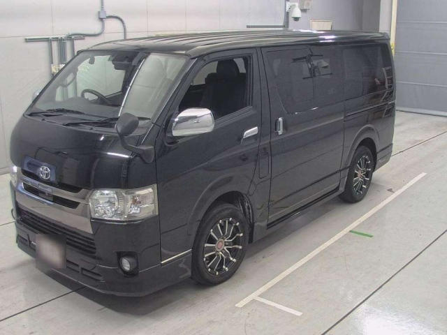 TOYOTA HIACE VAN 2019