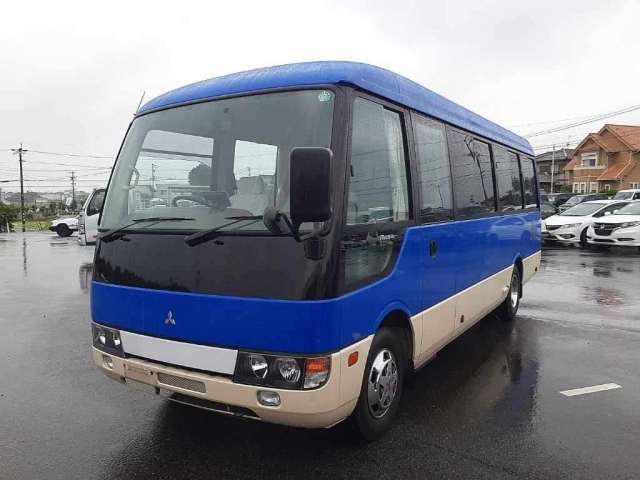 MITSUBISHI ROSA 2006