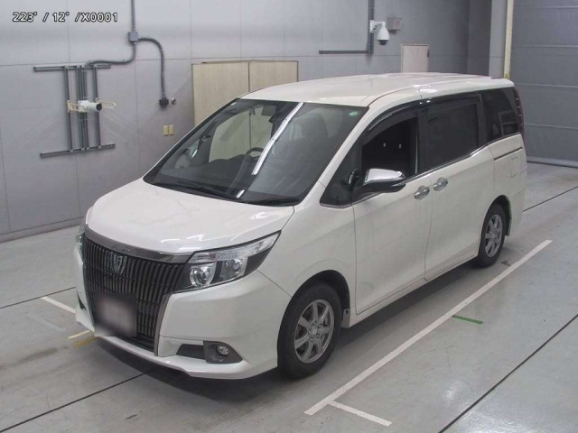 TOYOTA ESQUIRE 2016