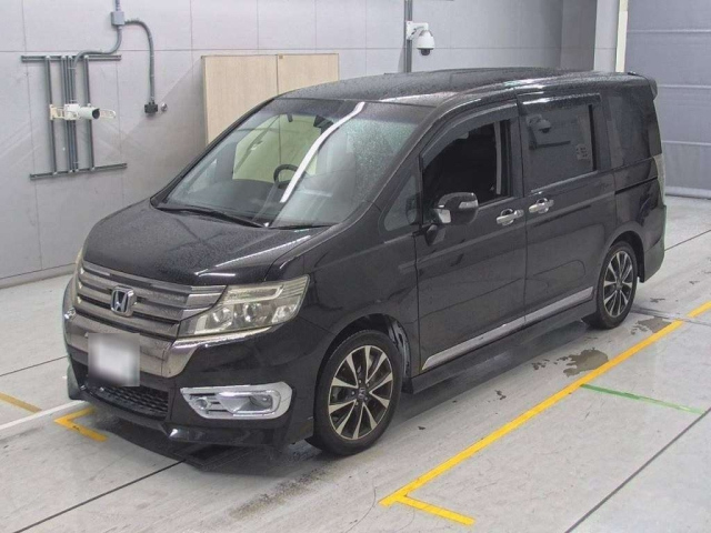 HONDA STEP WAGON 2014