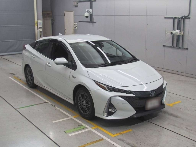 TOYOTA PRIUS PHV 2022