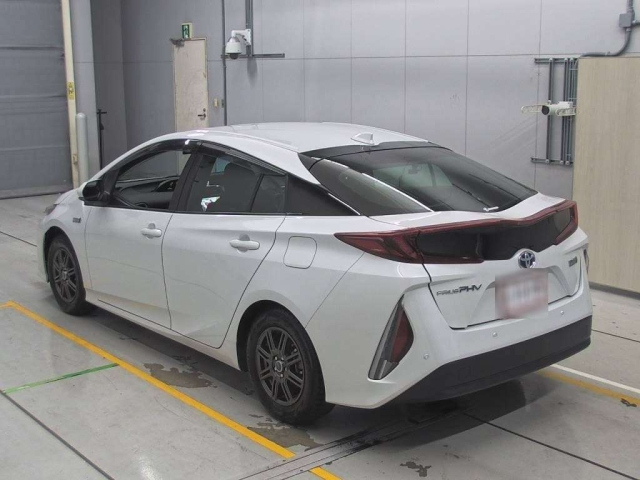 TOYOTA PRIUS PHV 2022