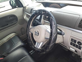 DAIHATSU TANTO 2015