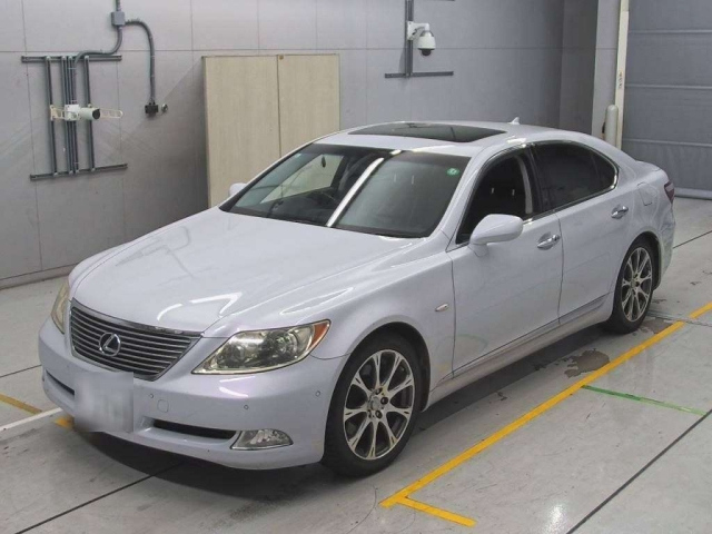 LEXUS LS 2009