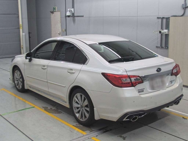 SUBARU LEGACY B4 2020